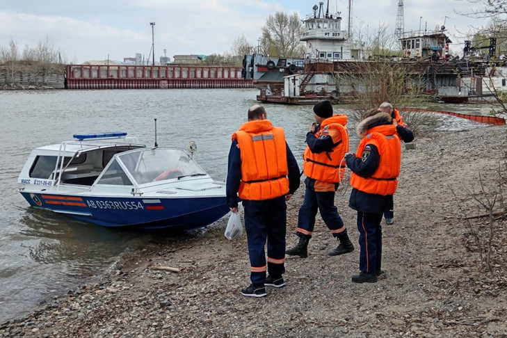 Зеленое свечение на дне Оби напугало жителя Новосибирска