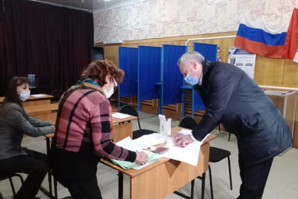 Губернатор Травников: «К выборам повышенное внимание»