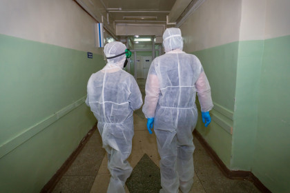 «Омикрон» распространяется молниеносно: в Новосибирске откроют новый госпиталь