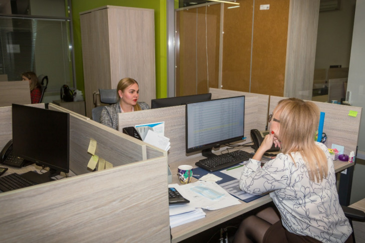 Айтишники и финансисты Новосибирска получают больше коллег из соседних регионов
