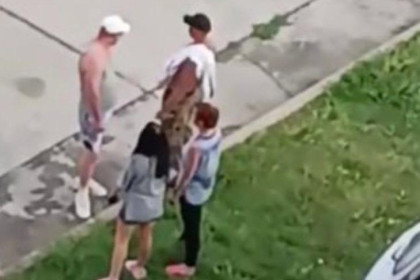 В Новосибирске женщина избила сотрудника ППС и распылила в него баллончик