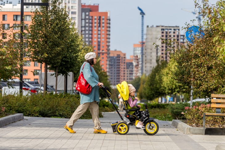 Размер средней зарплаты новосибирца в 2025 году назвали статистики