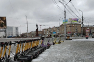 Возврат самокатов на ночные улицы Новосибирска оспорит мэрия