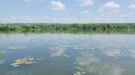 Новосибирец на лодке столкнулся с бетонной плитой