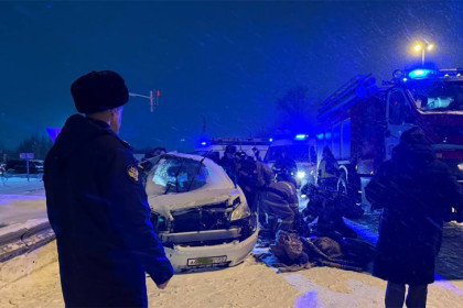 Водитель Mercedes задержан после аварии с шестью жертвами в Новосибирске