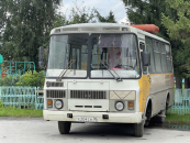 Рейсы автобуса №122 в Оби задерживаются из-за ремонта моста