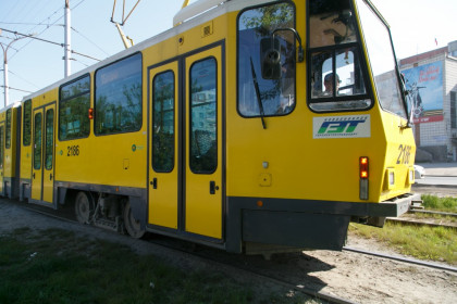 Запуск трамваев в «Чистую Слободу» отложили на неопределенный срок