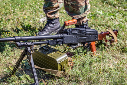 Новосибирцы выбирают контрактную службу для поддержки земляков на передовой