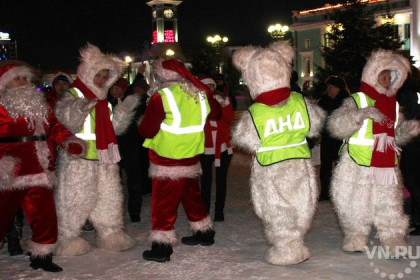 Медведи и эльфы в светоотражающих жилетах напомнили о важности ПДД