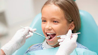 Как забота о молочных зубах влияет на здоровье ребёнка, рассказала стоматолог из Новосибирска