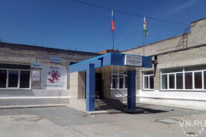 Охранники получают больше учителей в школе под Новосибирском