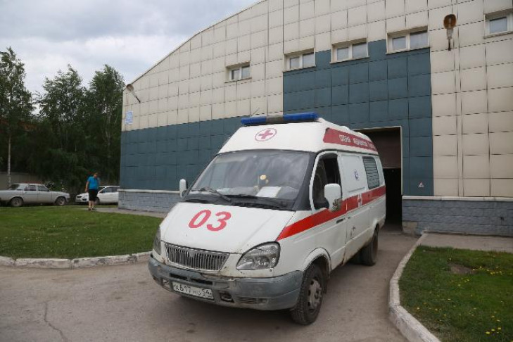 Больше всех в Сибири денег на «майские» доплаты медикам получила Новосибирская область