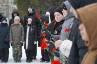 В День Неизвестного Солдата почтили память павших защитников Отечества жители Оби