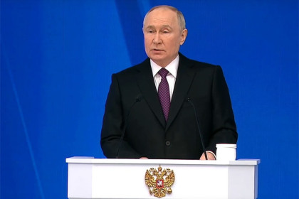 Путин поручил списать часть задолженности регионов по кредитам