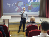 Урок по безопасному общению в мессенджерах прошел для новосибирских школьников в рамках нацпроекта