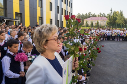 Самые переполненные школы накануне 1 сентября назвали в Новосибирске