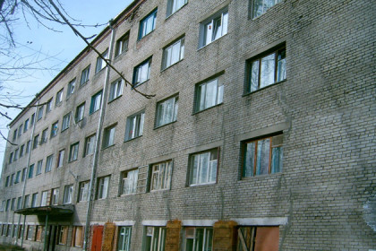 Как выживают в бывшем заводском общежитии Куйбышева