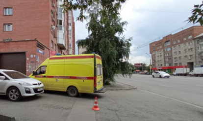 15-летнего самокатчика сбила иномарка в Новосибирске