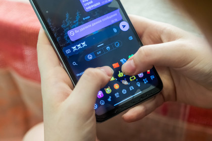 Два курьера-мошенника отняли у пенсионеров в Новосибирске более 6 млн