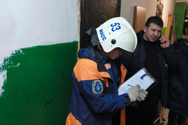 В Новосибирске 5-летний малыш вызвал полицию матери-наркоманке