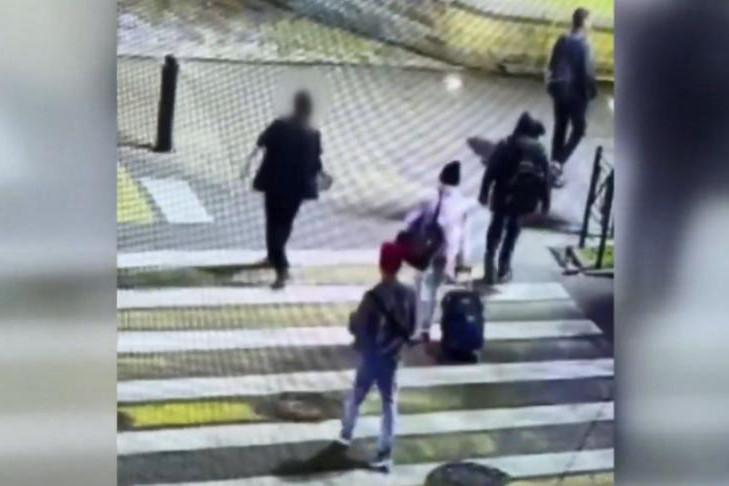 Жительница Новосибирска ограбила беззащитного школьника в Сочи