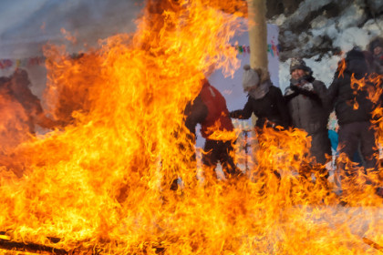 За поджог двух автомобилей вынесли приговор одинокой жительнице Новосибирска