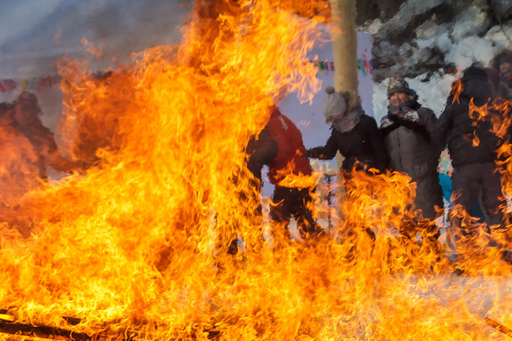 За поджог двух автомобилей вынесли приговор одинокой жительнице Новосибирска