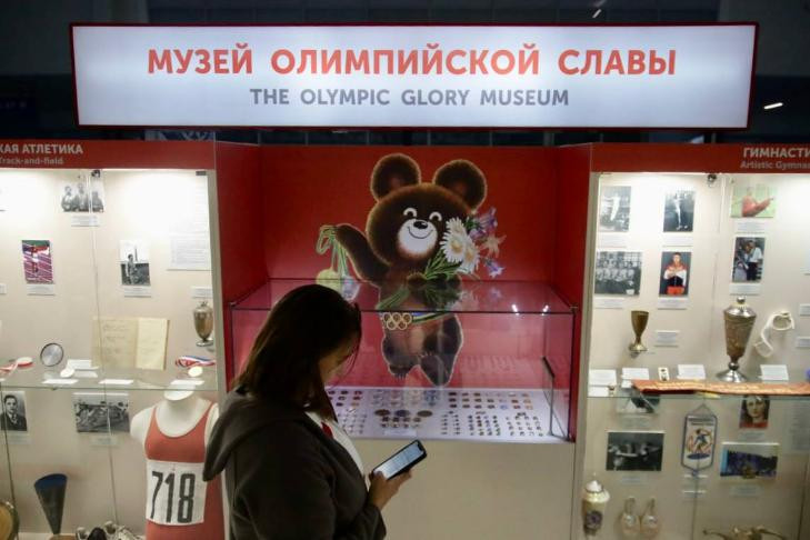 Закулисье «Сибирь-Арены» и секретную скамейку показали жителям Новосибирска