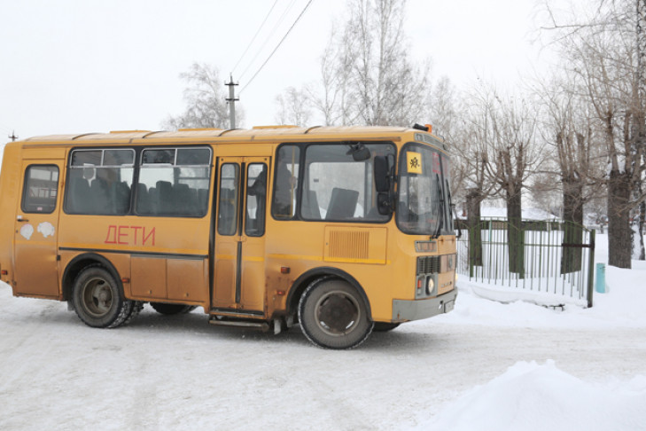 С поломкой школьного автобуса разбираются в правительстве региона