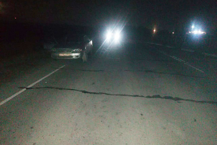 Под Новосибирском автомобиль насмерть сбил ночного прохожего