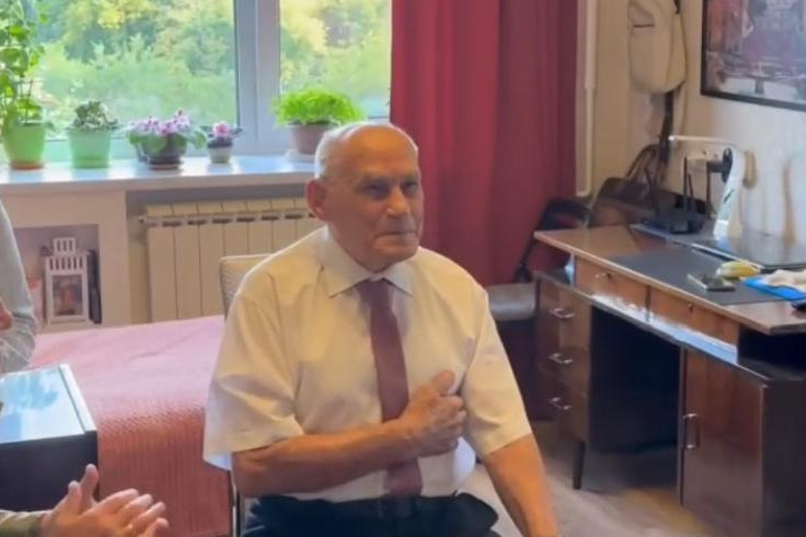 Сто лет в Новосибирске отметил ветеран Великой Отечественной войны Павел Морозов