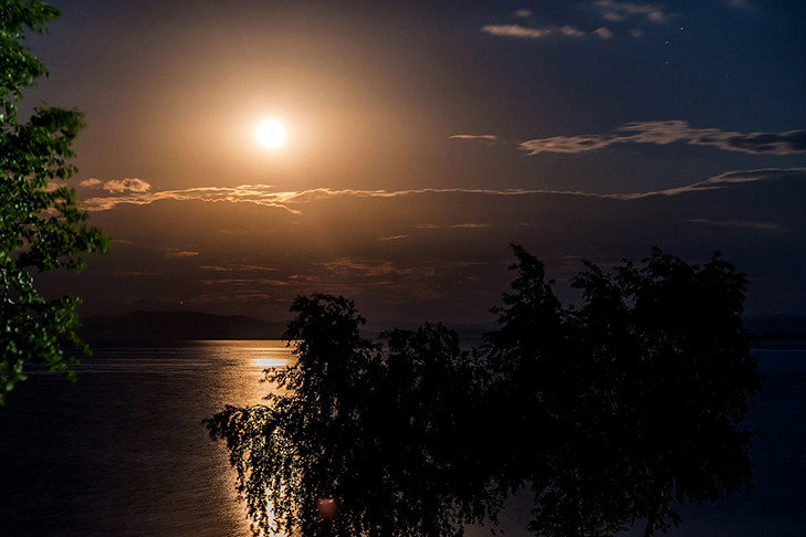 Магнитные бури накроют Новосибирск из-за мощного выброса солнечной плазмы