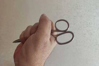 Битву на ножницах устроил с дамой сердца житель Купино