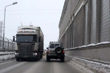 В Новосибирске отменили весенние ограничения для большегрузов со стройматериалами