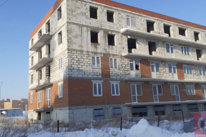 Три участка с долгостроями в Верх-Туле не смогли продать с торгов в Новосибирске