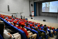 Воспитанники военно-патриотических клубов встретились с Героем России