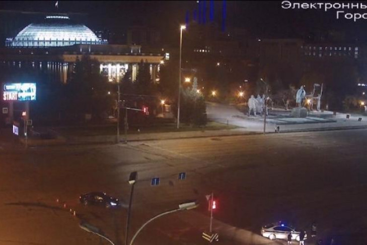Ночную погоню за УАЗом в центре Новосибирска прокомментировали в полиции