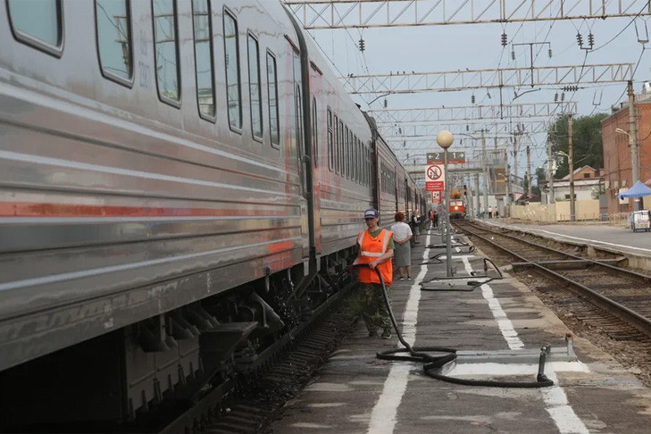 Самый длинный поезд из 117 вагонов отправили со станции Новосибирска