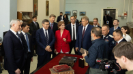 Полпред и министры посетили ГПНТБ СО РАН в Новосибирске