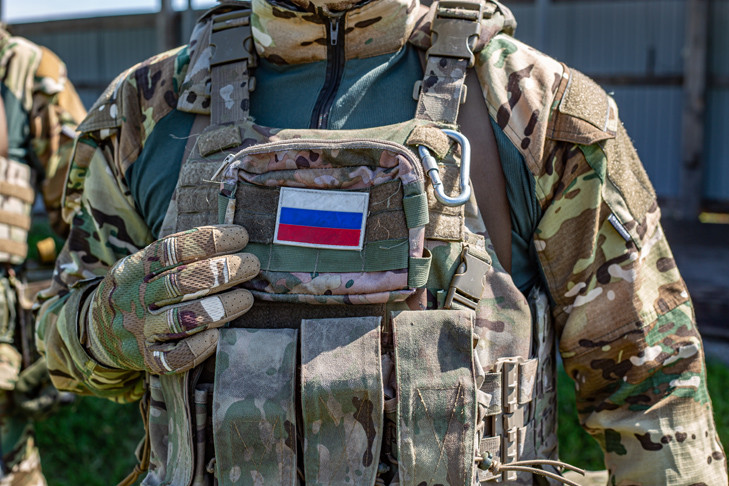 Председатель СНТ под Новосибирском избил супругу участника СВО