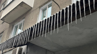 Новосибирцам напомнили об опасности падения сосулек с крыш