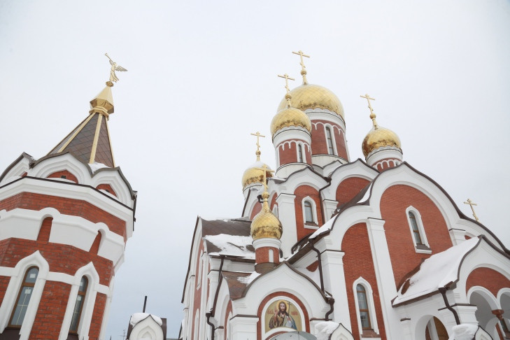 В Новосибирске возводят 15 православных храмов