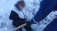 Спасатели из Искитима вызволили подростка из снежного плена