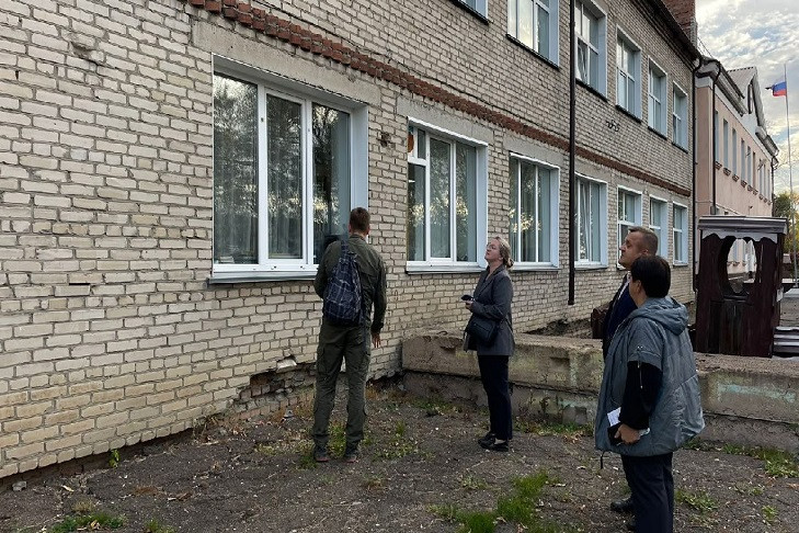 Массовые проверки школ и детсадов продолжаются в Татарском округе