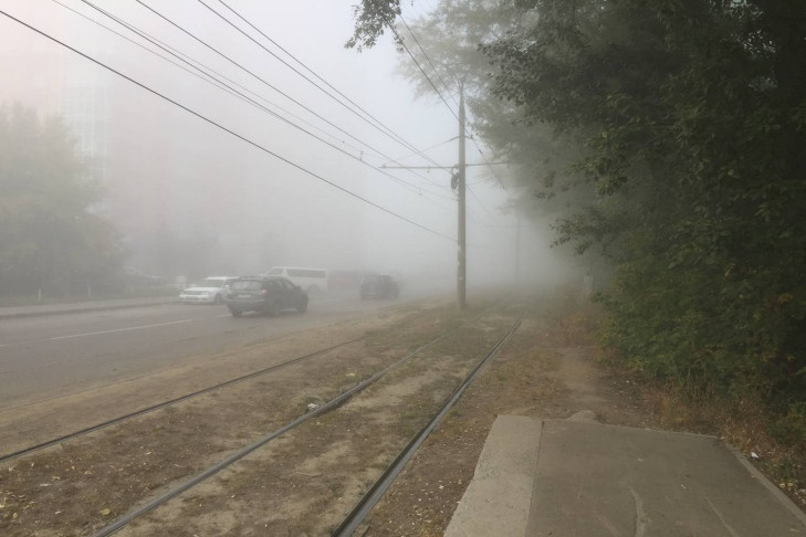 Густой туман продержится в Новосибирске до 16.00 – Росгидромет