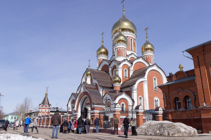 Под Новосибирском освятили православный храм