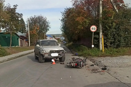 Пожилой мотоциклист погиб в ДТП с джипом в Новосибирске