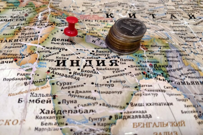 Жители Новосибирска стали чаще покупать товары из Индии