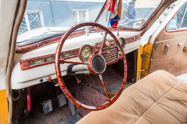 В Новосибирске резко упала доля праворульных автомобилей