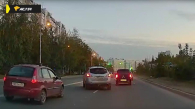 Лихач на «Тойоте» спровоцировал массовое ДТП в Новосибирске и сбежал с места аварии